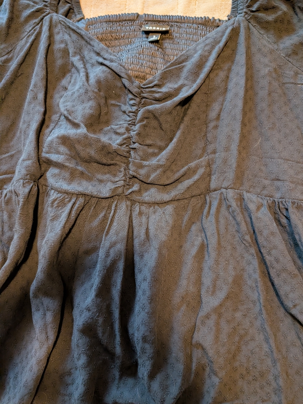 torrid Black Textured Puff Sleeve Peplum Sweetheart Blouse - Picture 8 of 13